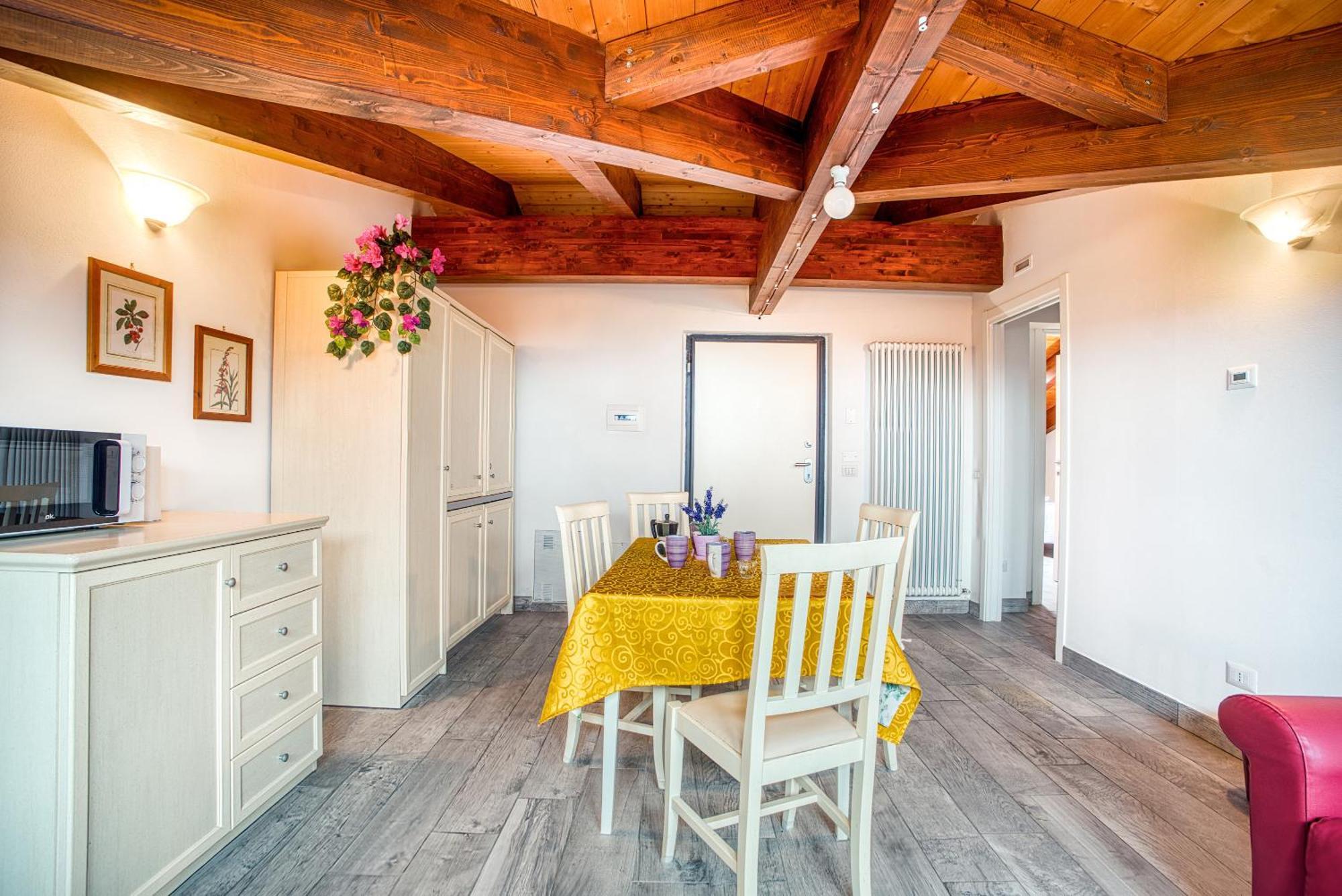 Casavacanzelemore - Casa Zoe Valfabbrica Esterno foto