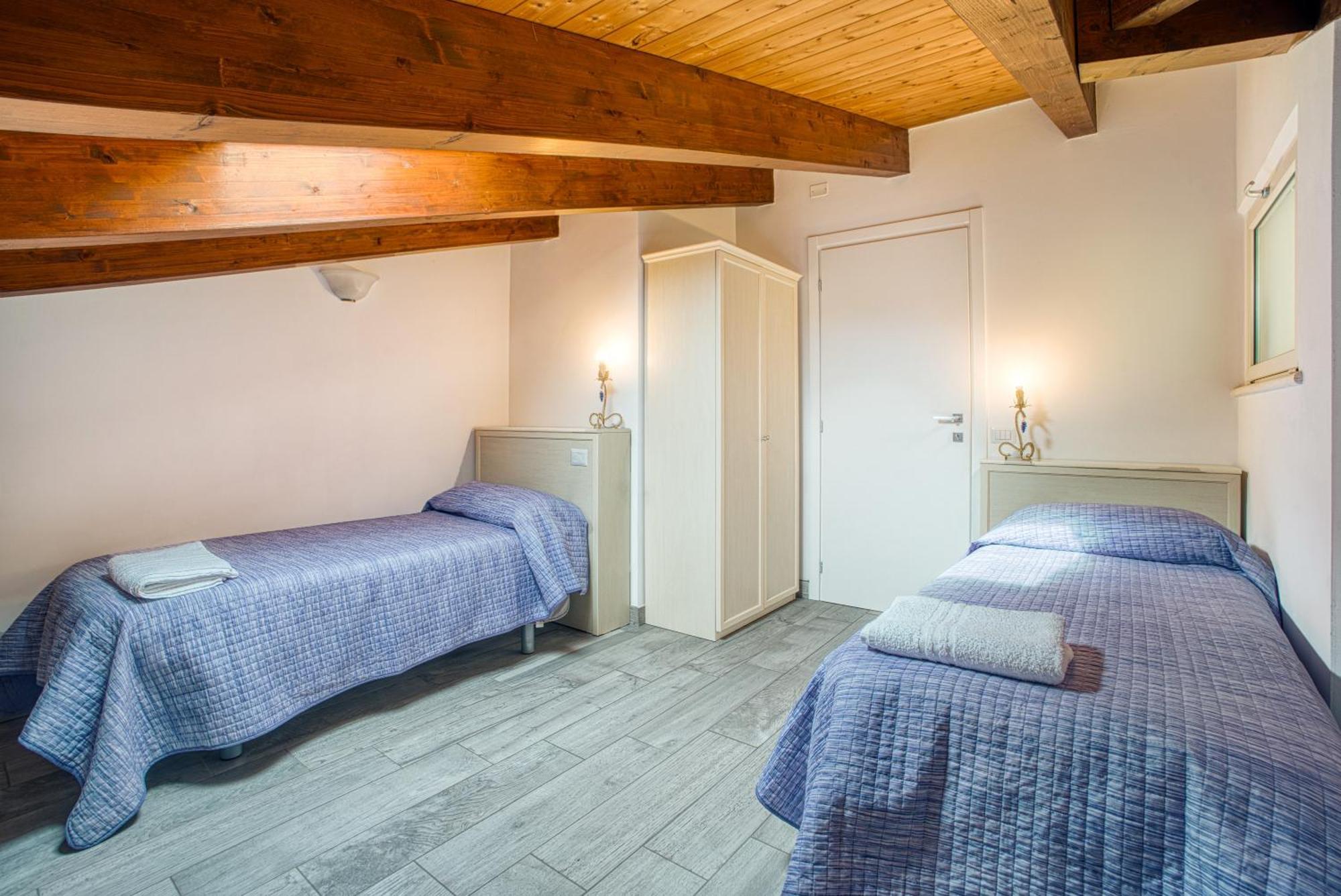 Casavacanzelemore - Casa Zoe Valfabbrica Esterno foto